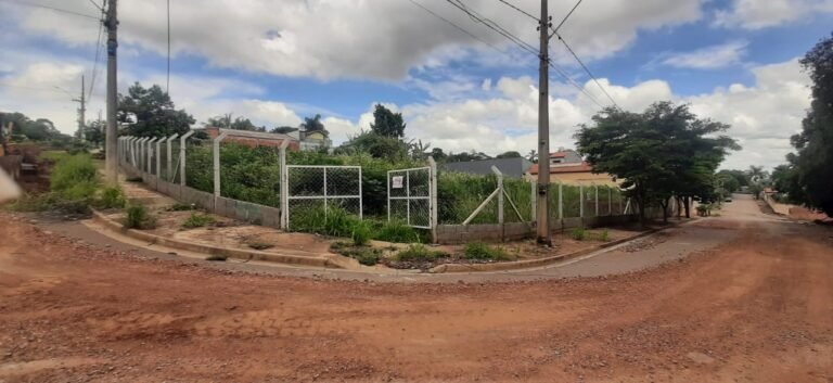 Terreno em área tranquila próximo ao centro