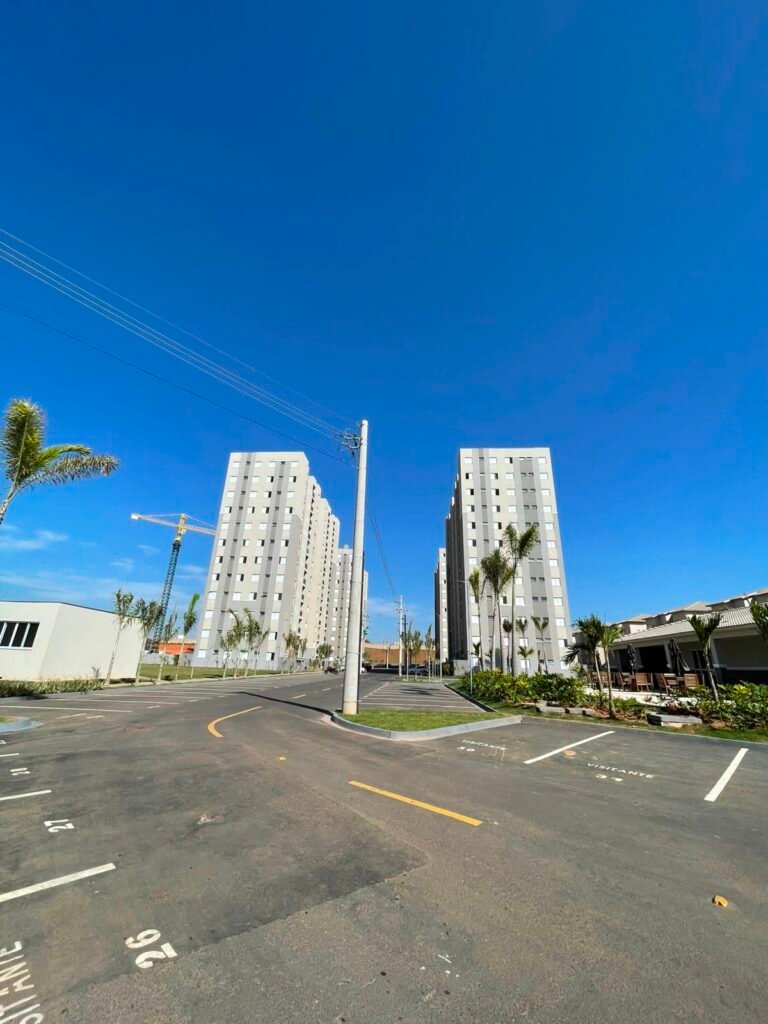 Condomínio Portal Torres de Novara – Apartamento novo COM VISTA LIVRE